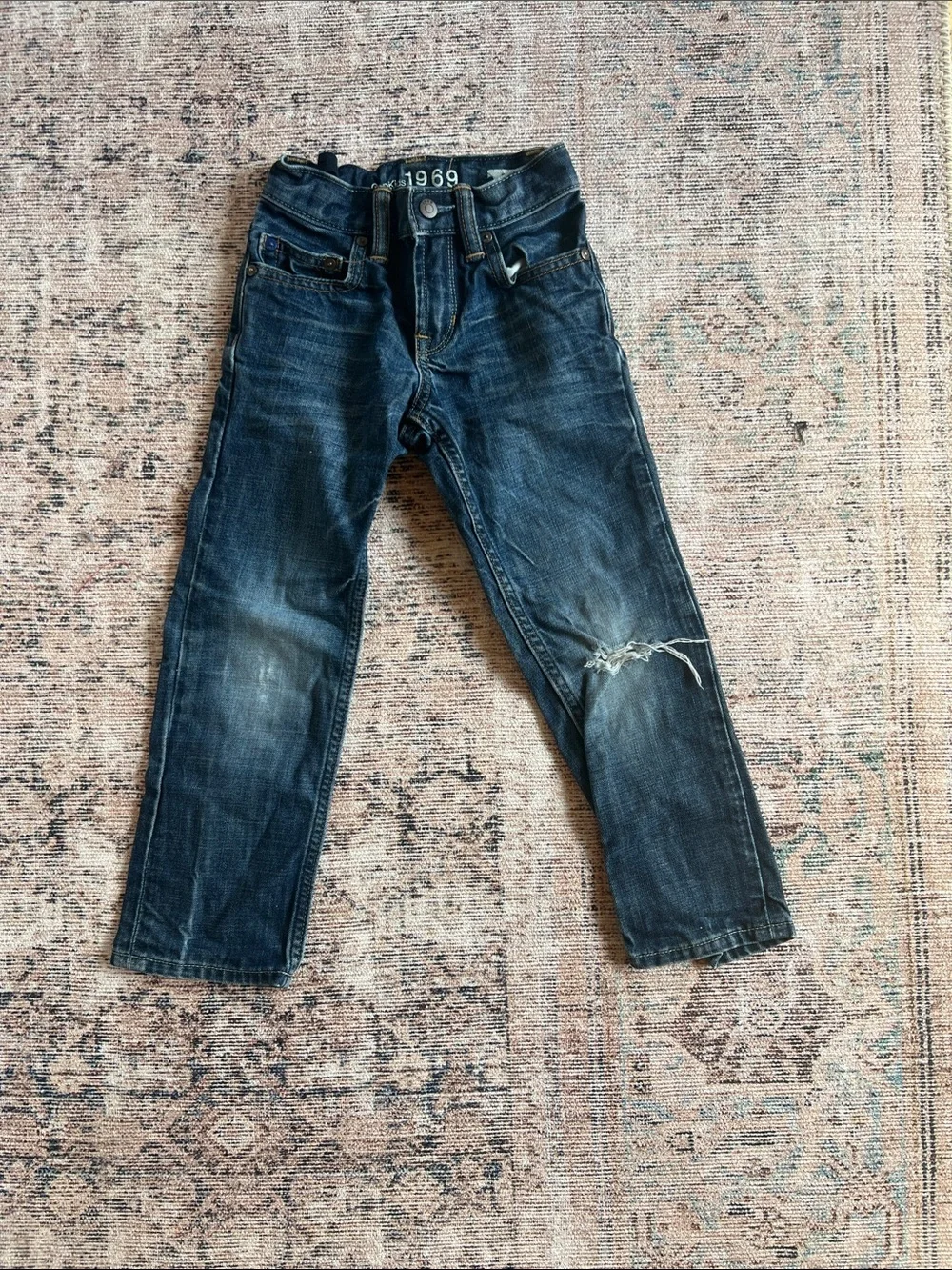 GAP Boys Dark Wash Distressed Jeans size 6 Slim